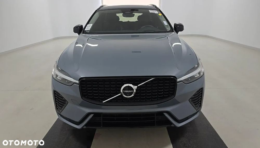 Volvo XC 60 B5 B AWD Ultimate Dark - 7