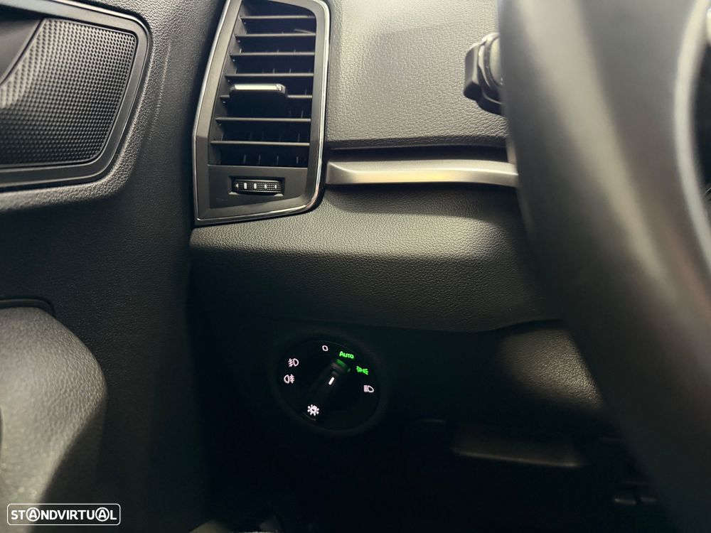 Skoda Karoq 2.0 TDI Ambition DSG - 13