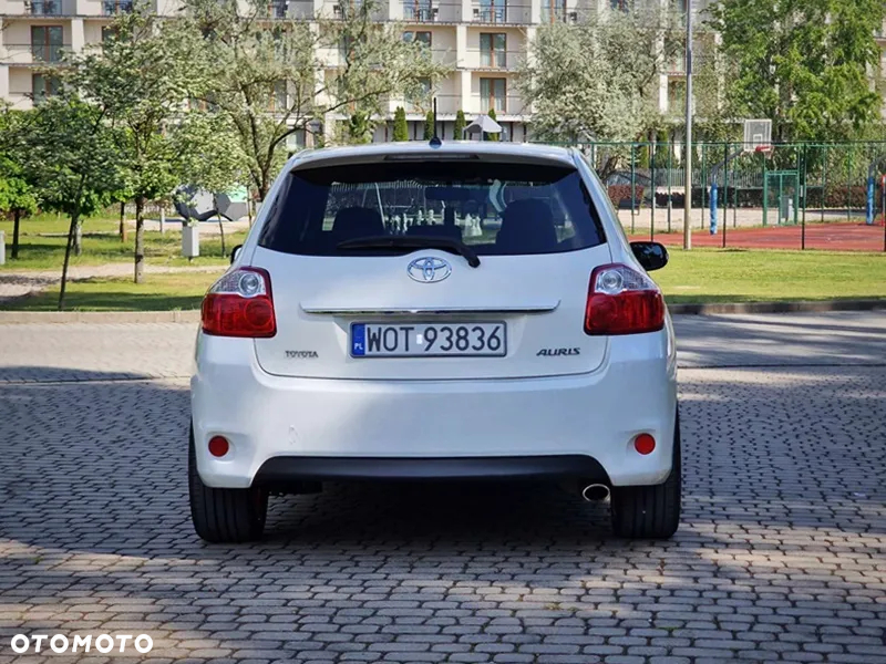 Toyota Auris 1.6 Edition - 8