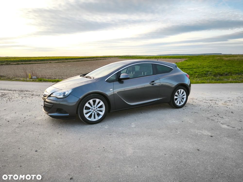 Opel Astra 1.4 Turbo - 1