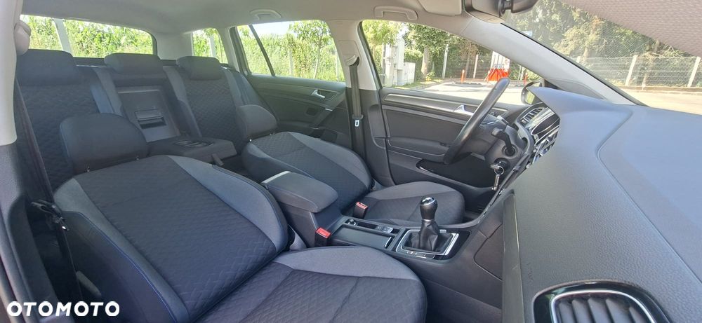 Volkswagen Golf 1.6 TDI SCR Join - 22