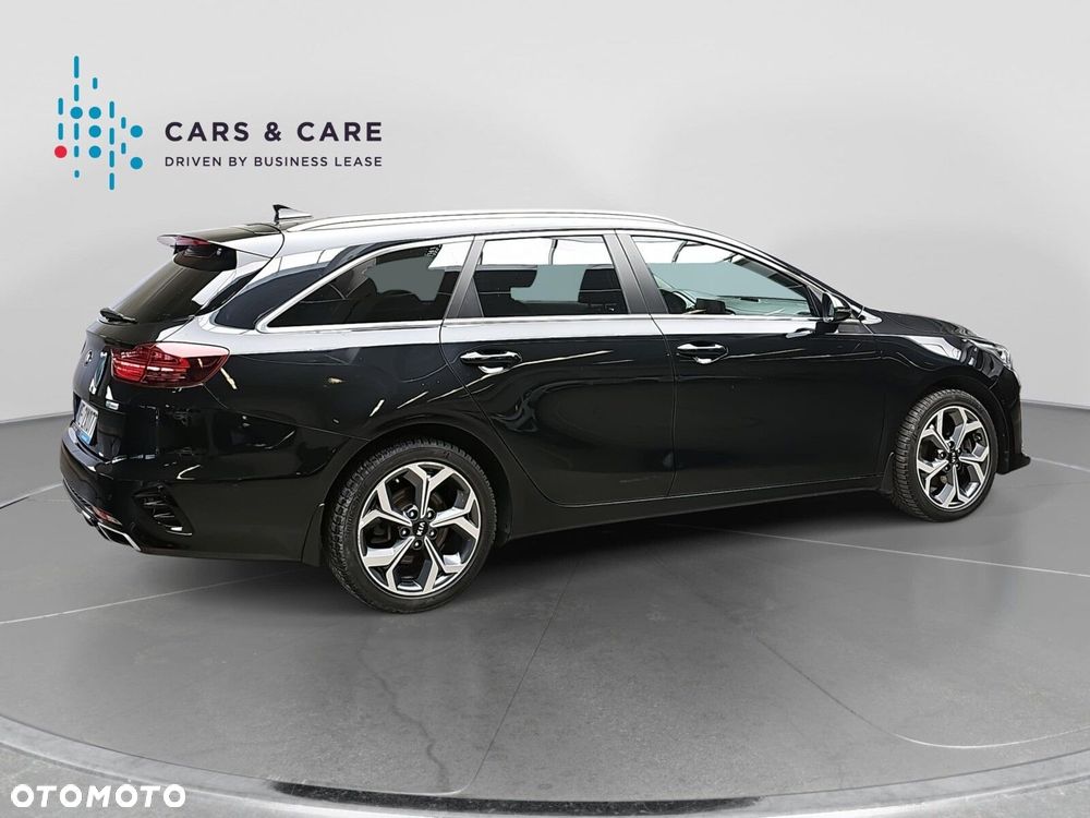 Kia Ceed 1.6 GDI PHEV L DCT - 23