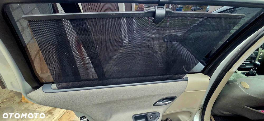 Renault Laguna 1.9 dCi Confort Authentique - 9