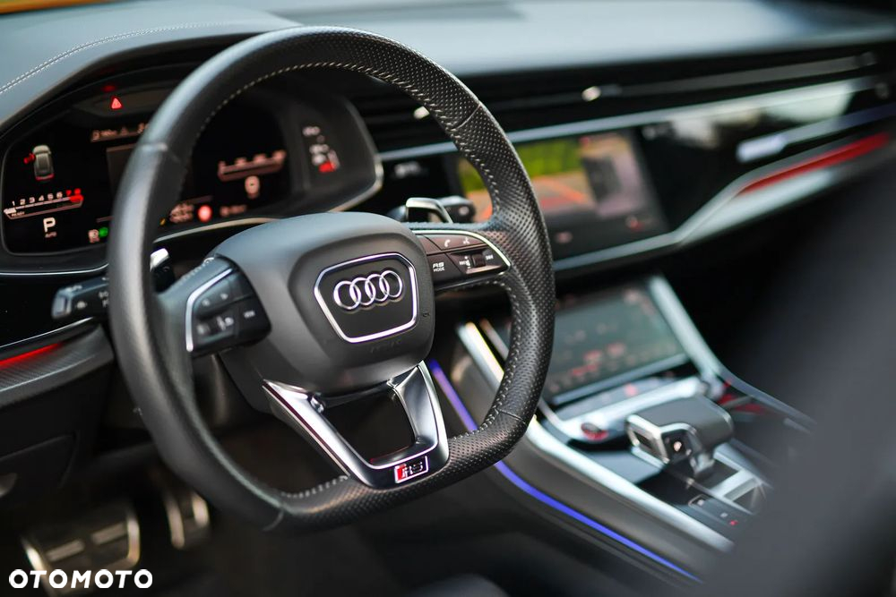 Audi RS Q8 - 21
