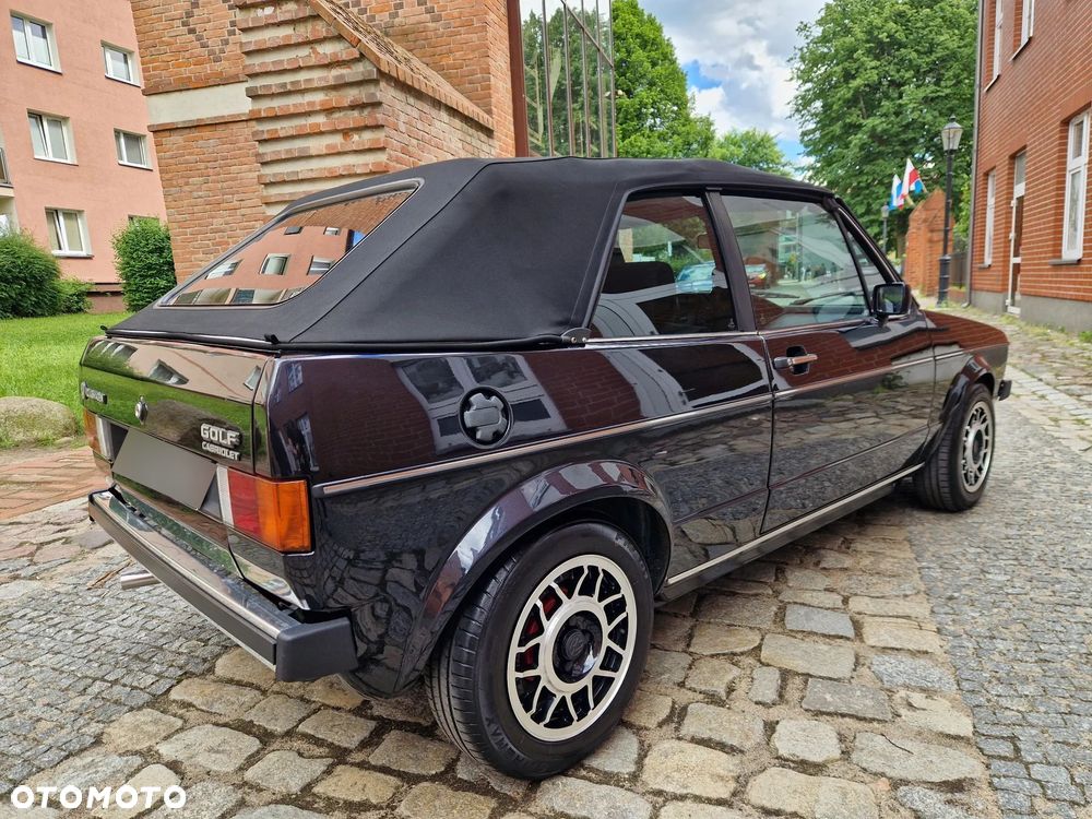 Volkswagen Golf - 28