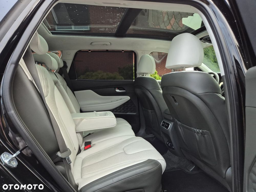 Hyundai Santa Fe 1.6 Plugin-Hybrid 4WD Prime - 36