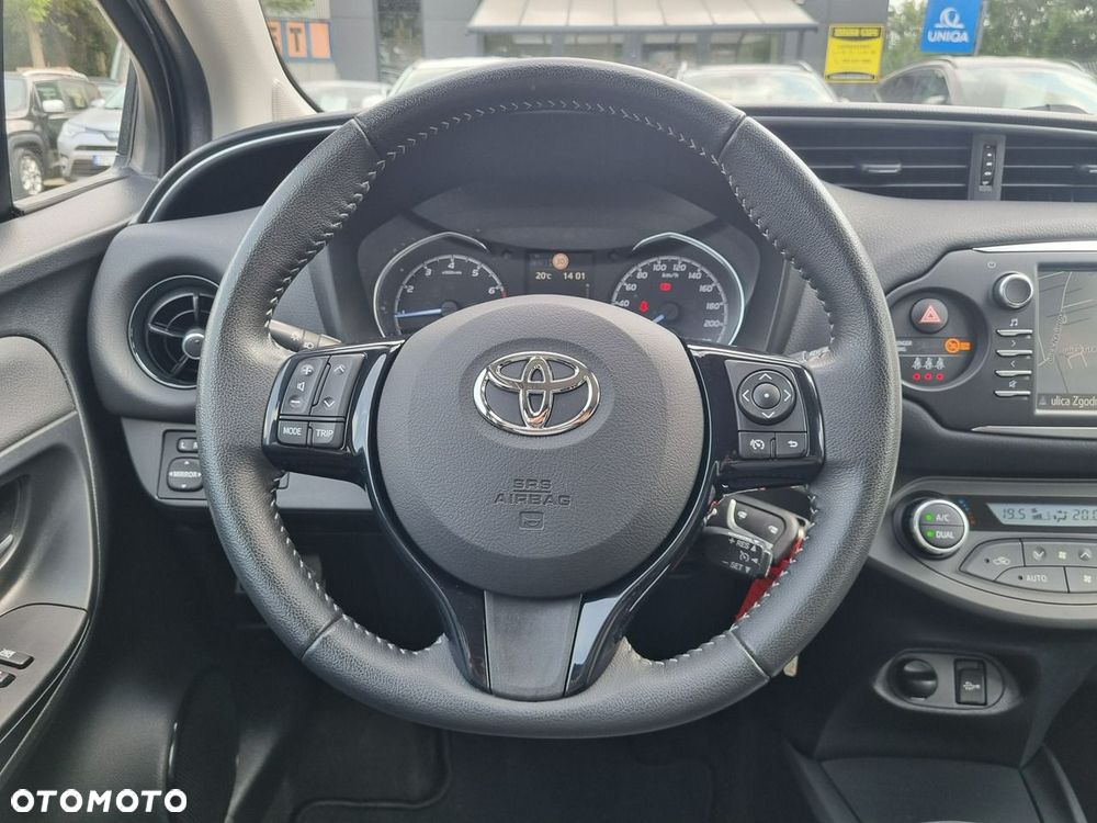 Toyota Yaris 1.5 Active - 15