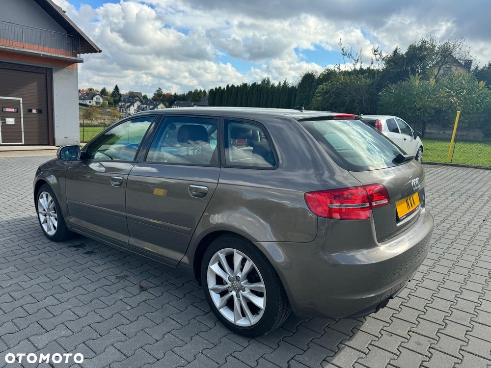Audi A3 Sportback 1.4 TFSI Attraction - 10