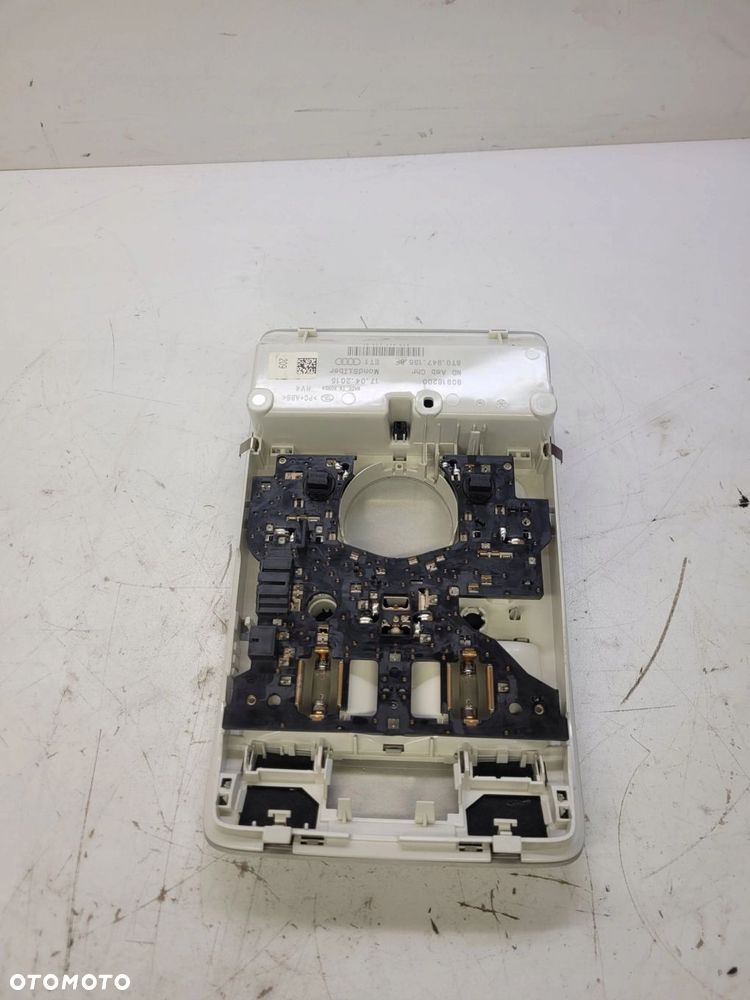LAMPKA OŚWIETLENIE KABINY AUDI A4 A5 8T0947135BF ET1 - 4