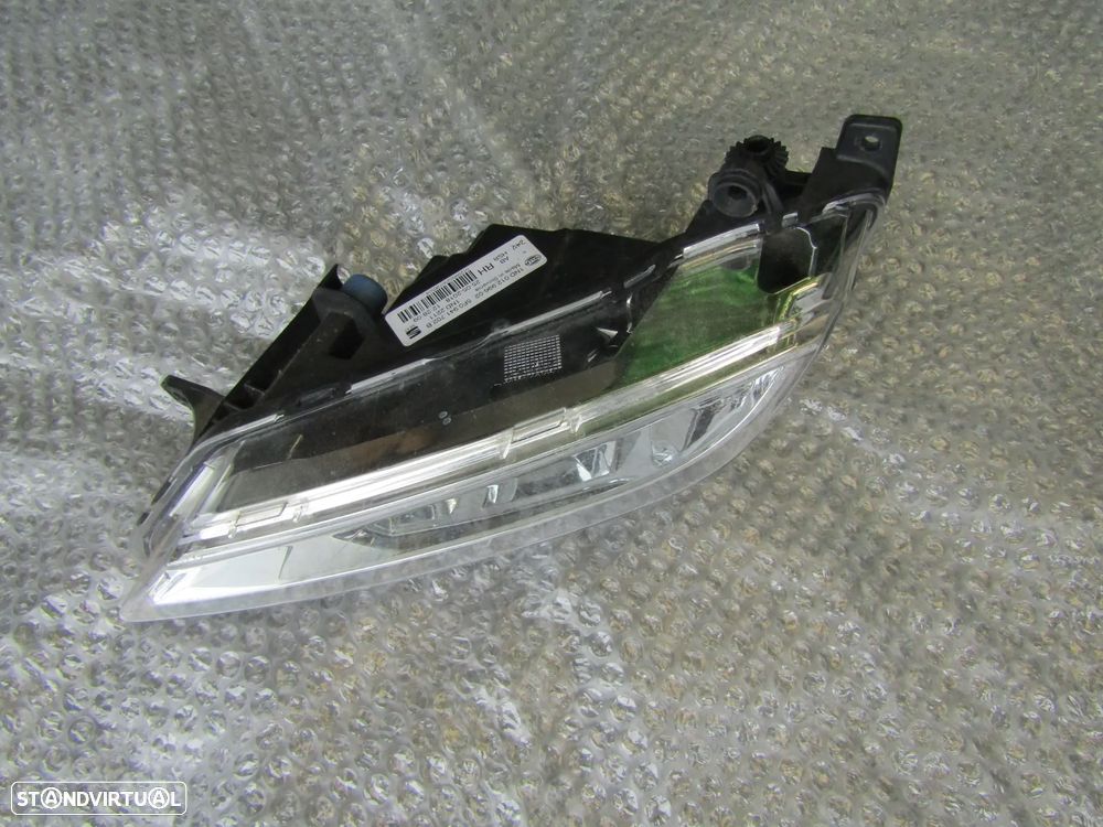 Farol de nevoeiro Seat Leon ano 2017 (ver descrição) - 2