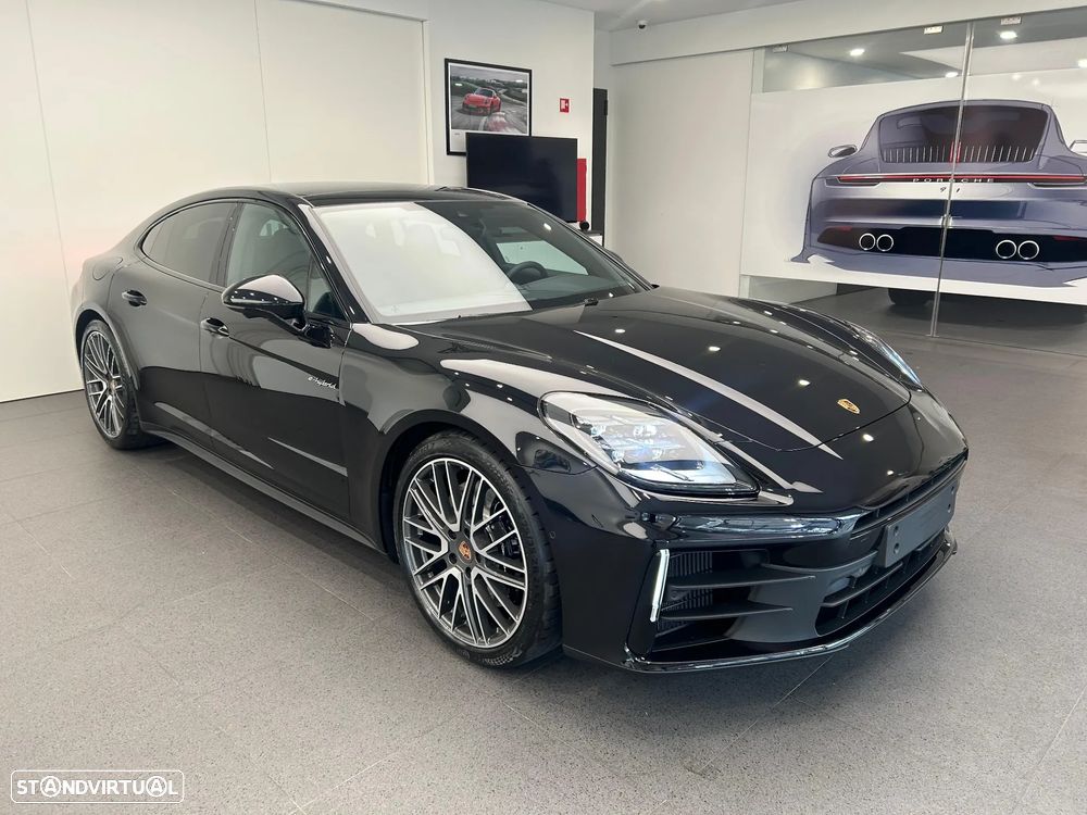 Porsche Panamera 4 E-Hybrid - 10