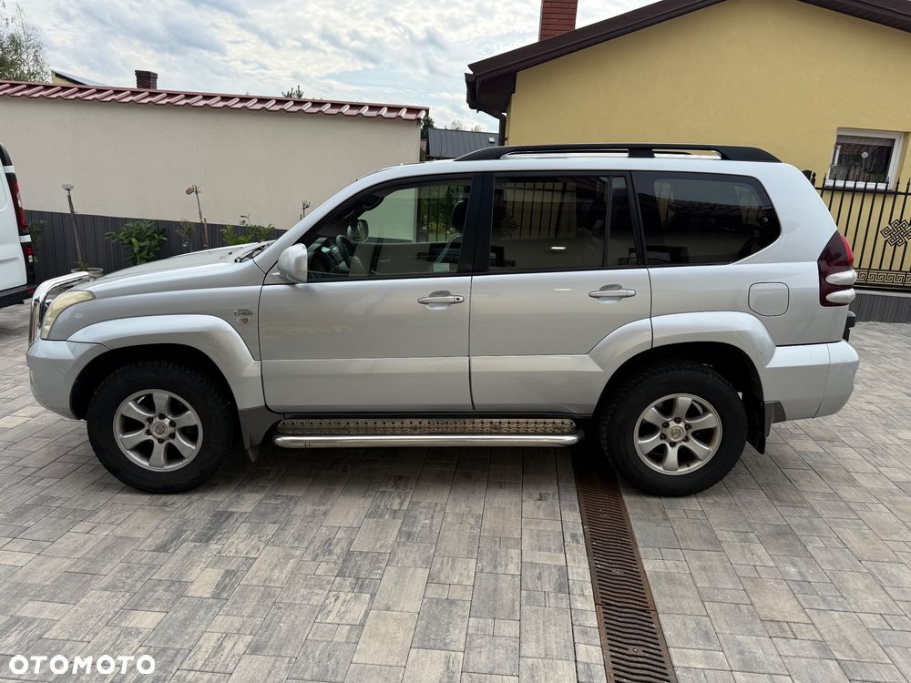 Toyota Land Cruiser 3.0 D Luna Comfort - 3