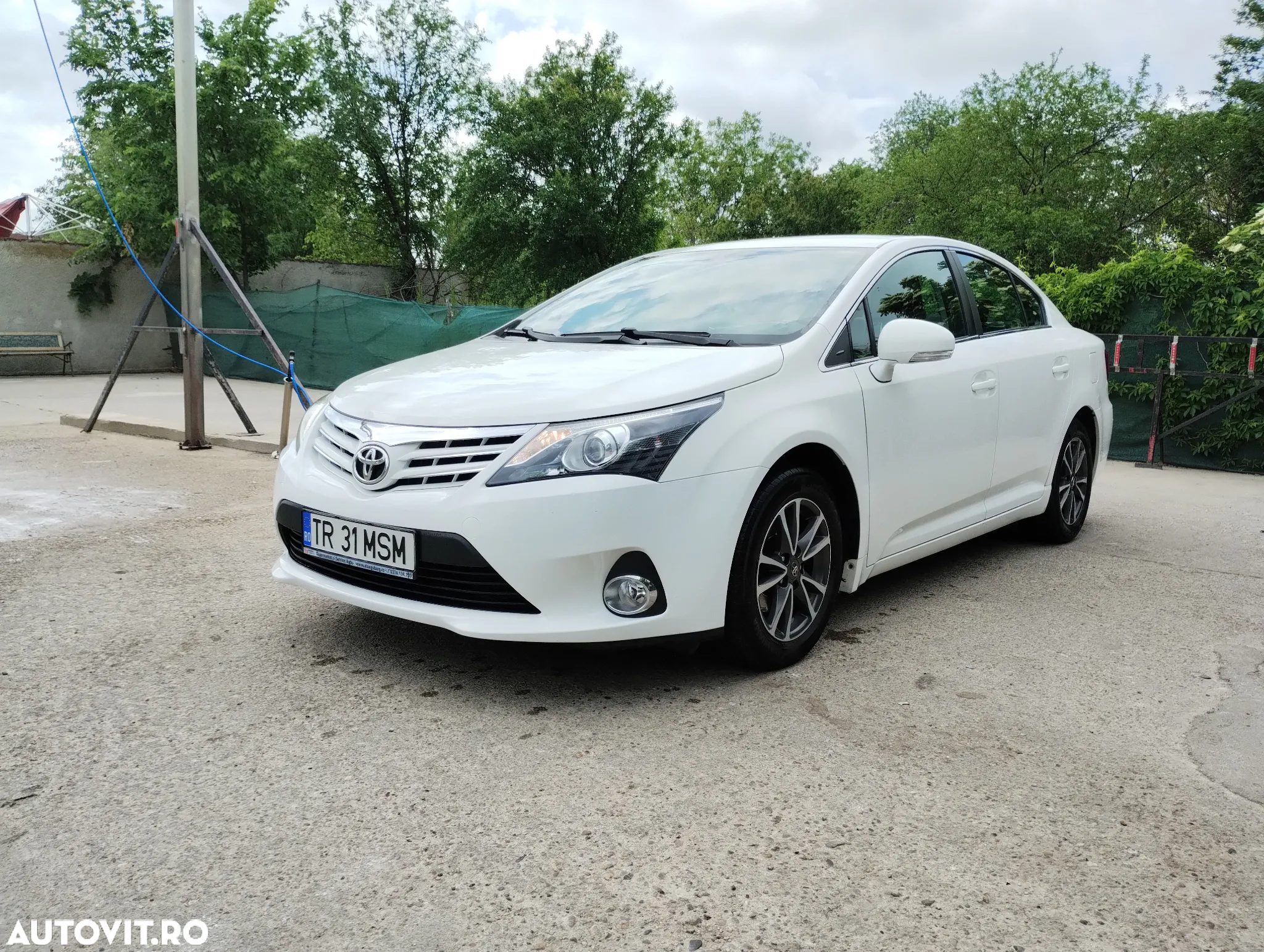Toyota Avensis 2.0 D-4D Elegance - 5