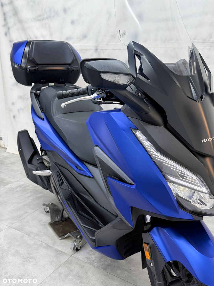 Honda NSS - 11