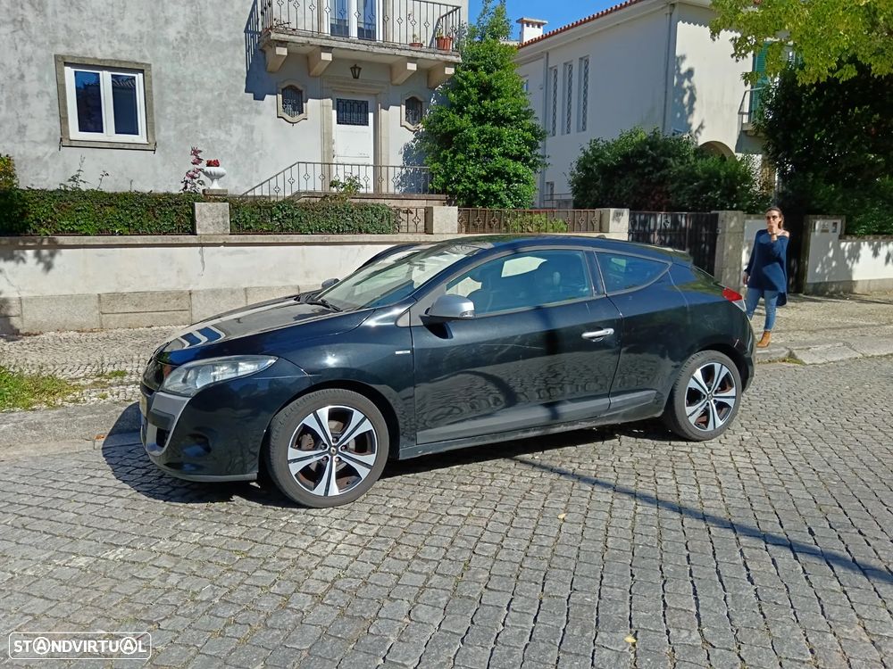 Renault Mégane Coupe Energy dCi 110 FAP Start & Stop GT Line - 2