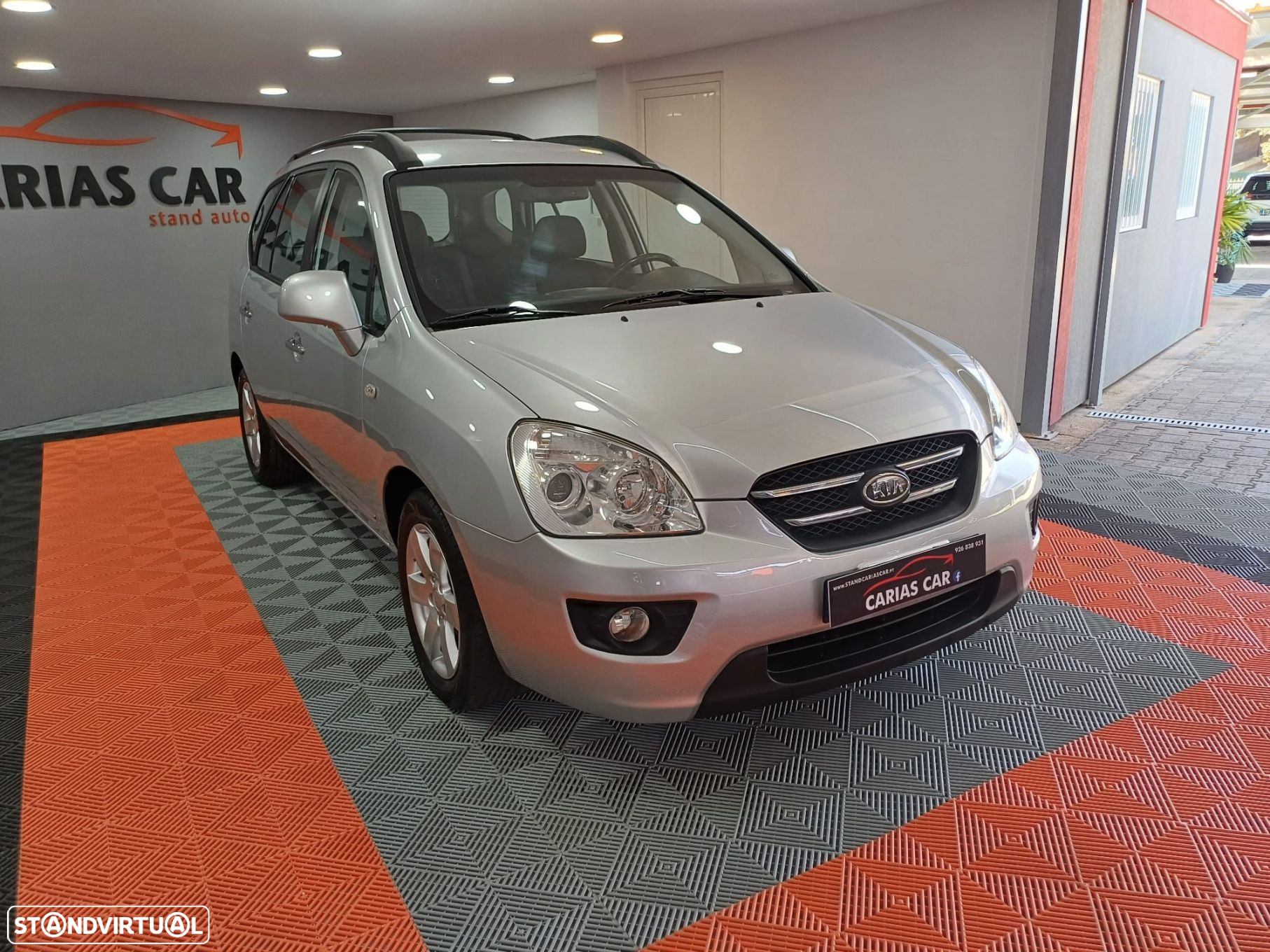 Kia Carens 2.0 CRDi EX - 2