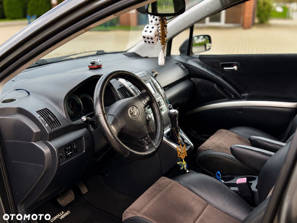 Toyota Corolla 2.0 D-4D Premium - 6