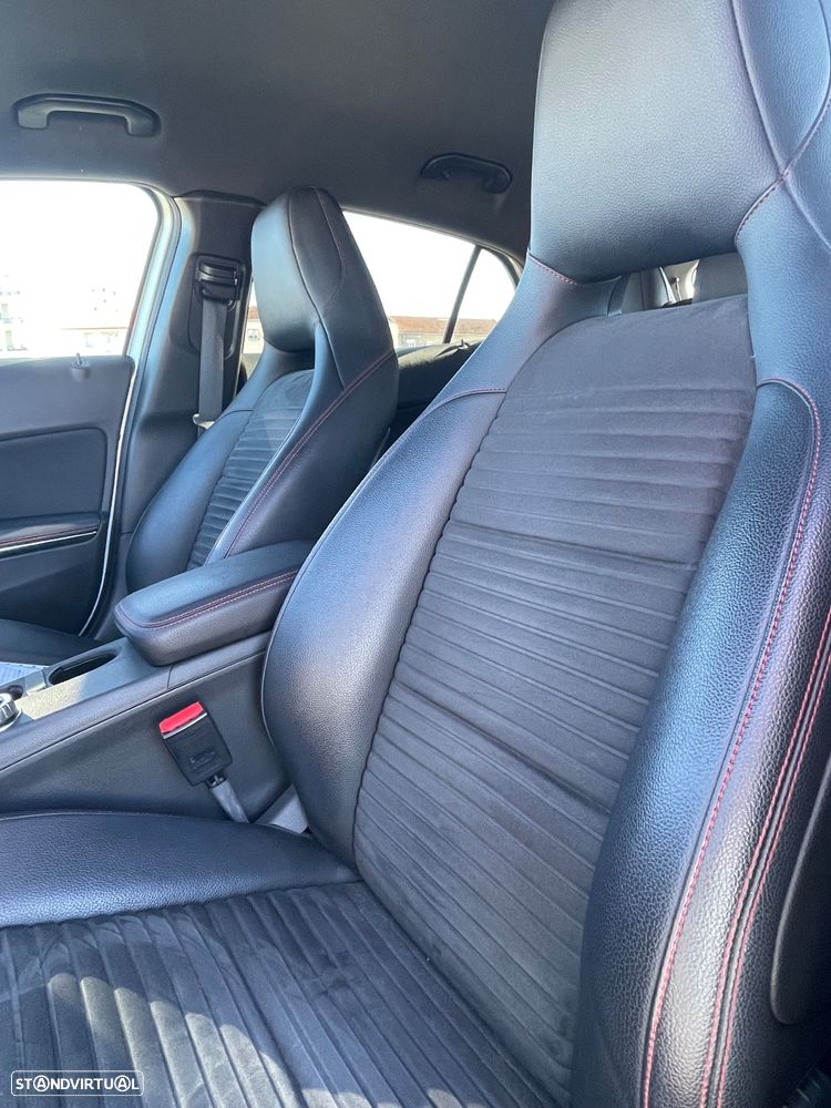 Mercedes-Benz GLA 180 d AMG Line - 6