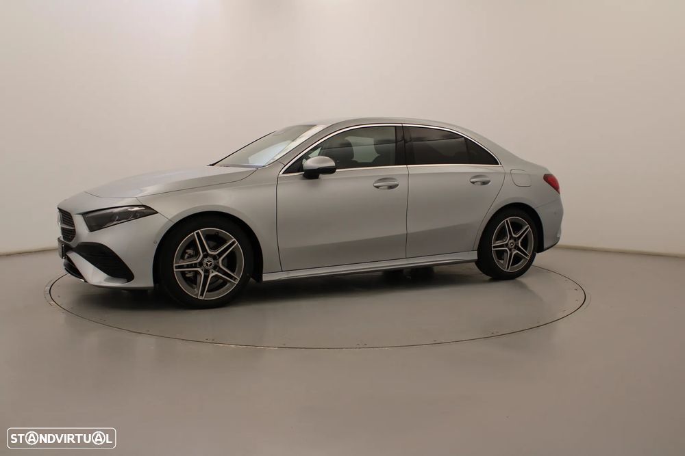 Mercedes-Benz A 200 Limousine Standard - 13