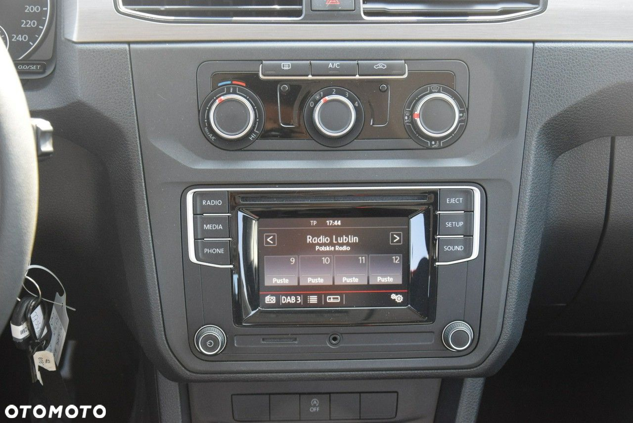 Volkswagen Caddy - 22