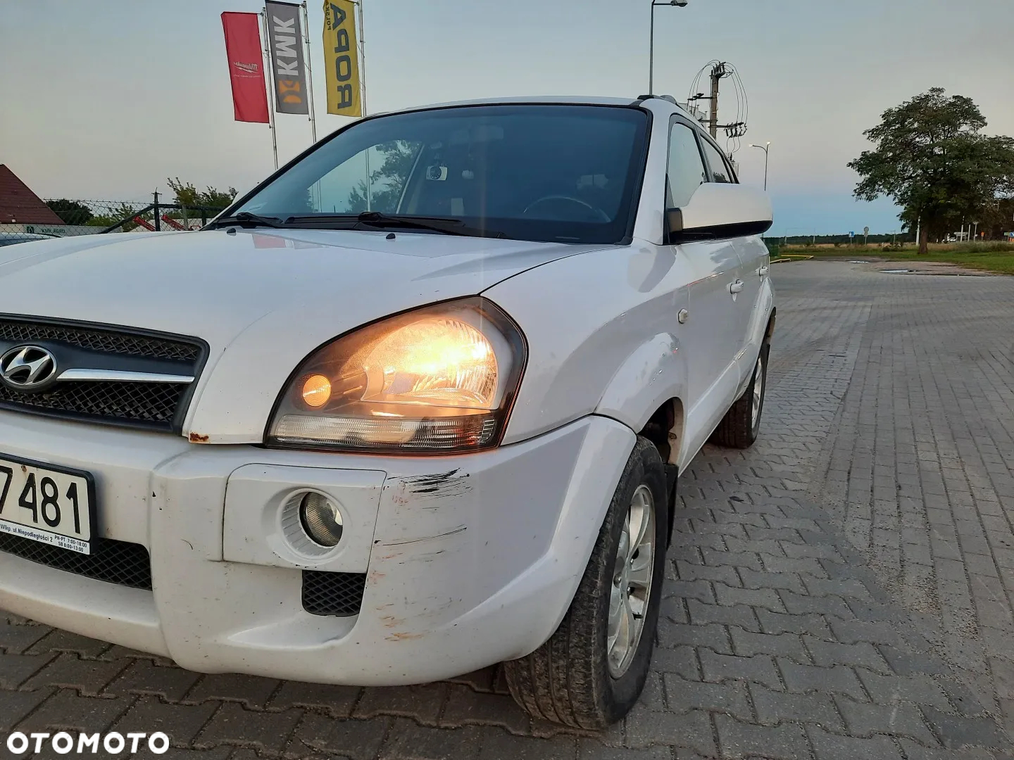 Hyundai Tucson 2.0 Comfort 2WD - 12
