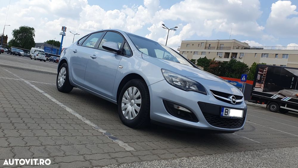 Opel Astra 1.6 TWINPORT ECOTEC Essentia - 28