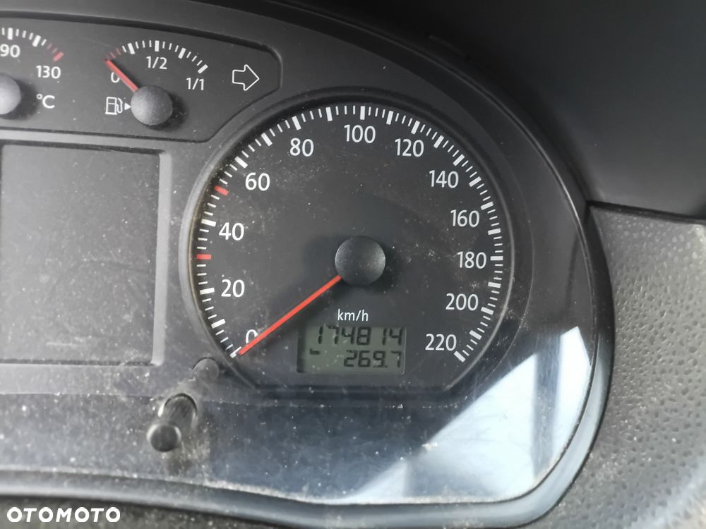 Volkswagen Polo - 1
