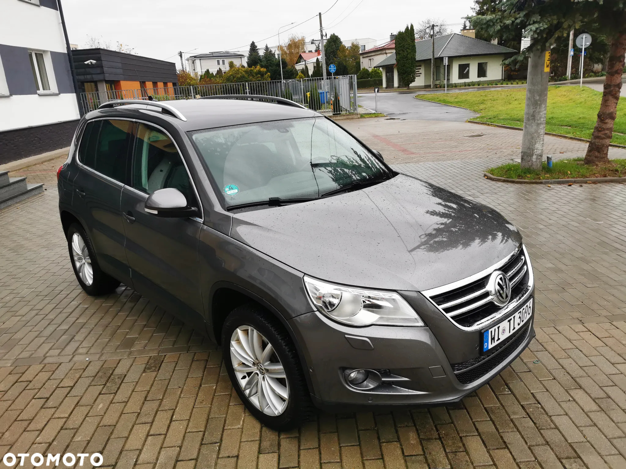 Volkswagen Tiguan 2.0 TDI 4Mot Perfectline R-Style DSG - 7