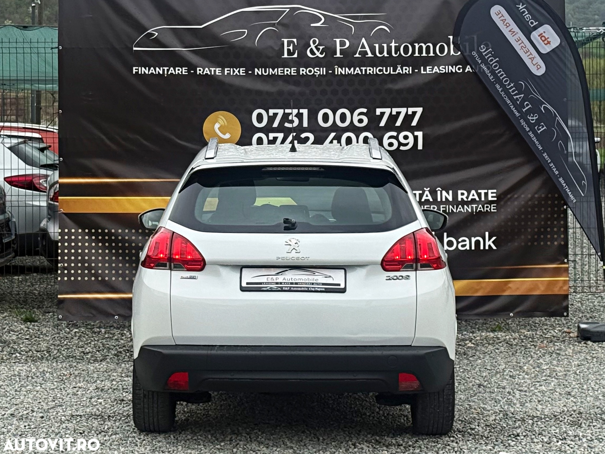 Peugeot 2008 1.6 e-HDi FAP STT Allure - 12