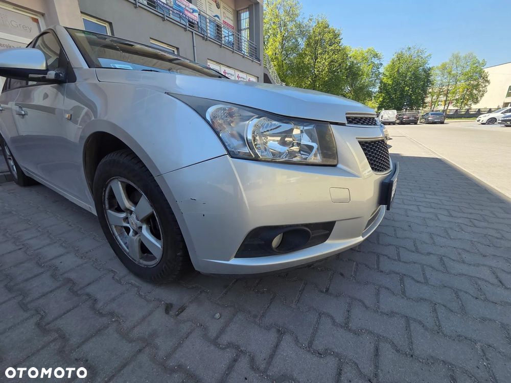 Chevrolet Cruze - 6