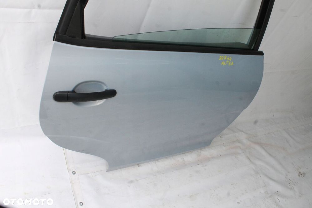 DRZWI PRAWE PRAWY TYŁ TYLNE SEAT ALTEA 2004R- LS5T - KOD LAKIERU - 5