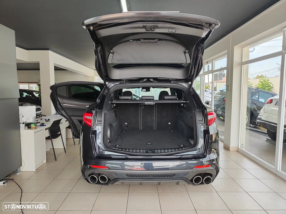 Alfa Romeo Stelvio 2.9 T Quadrifoglio AT8 Q4 - 16