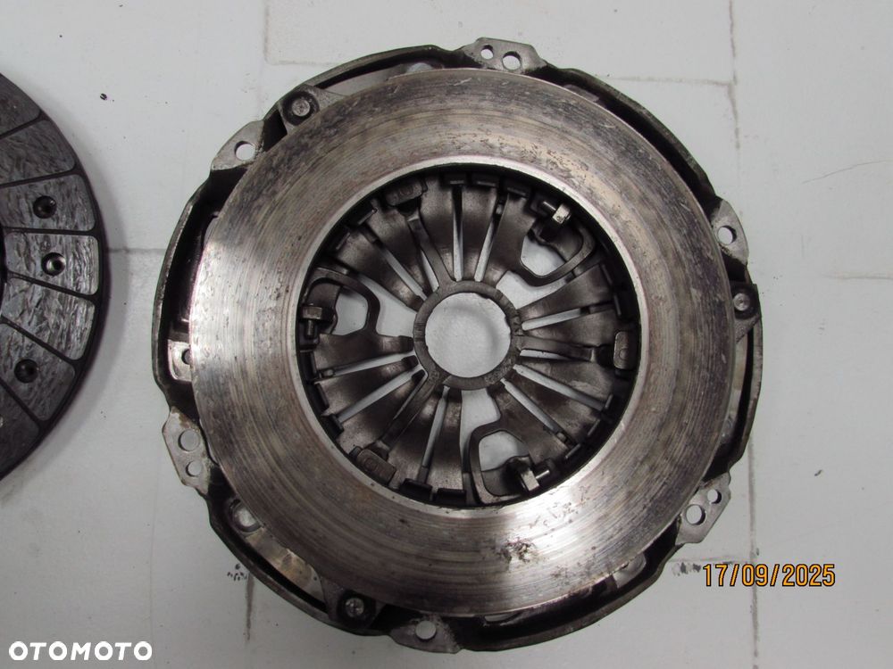 MB SPRINTER 906 2.2 651 SPRZEGLO KOLO DWUMASOWE TARCZA 10 mm DOCISK 124051810 - 13