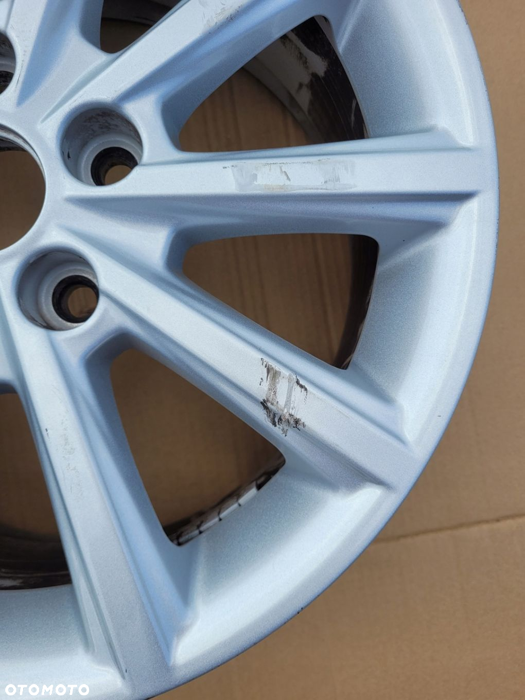Felga aluminiowa Ford F1EC-1007-B2A 7.0" x 16" 5x108 ET 50 - 2