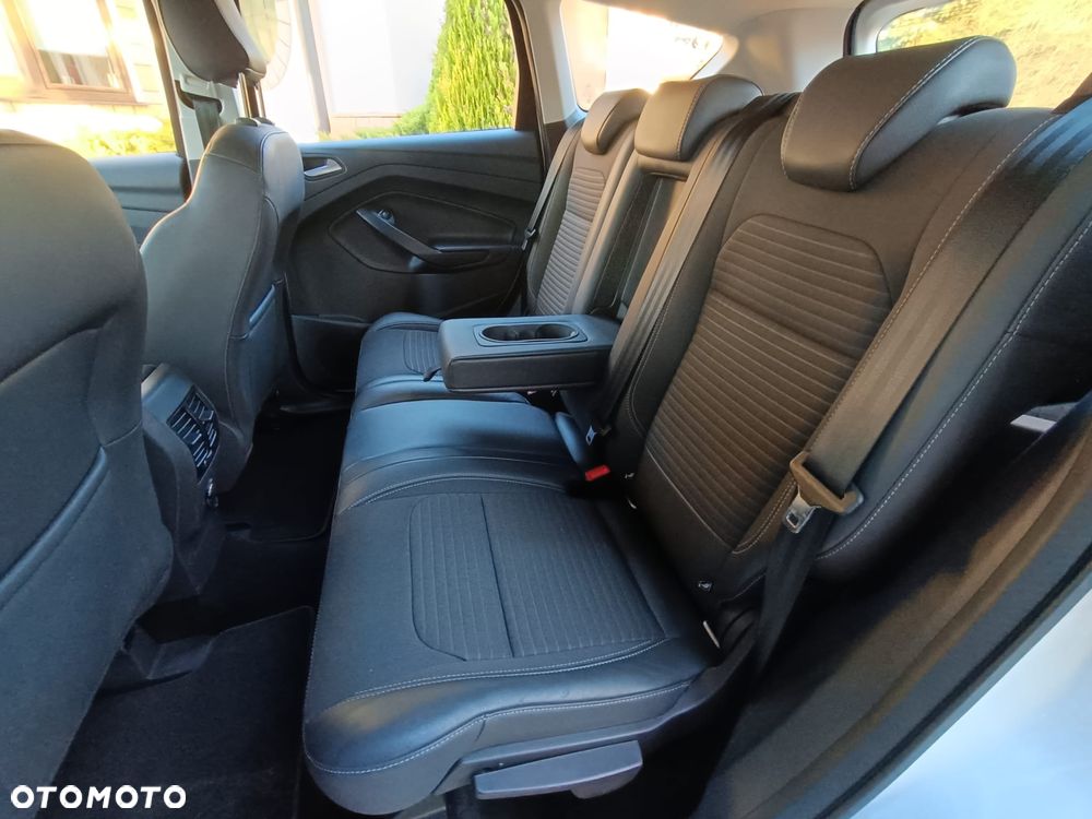 Ford Kuga 2.0 TDCi FWD ST-Line - 8