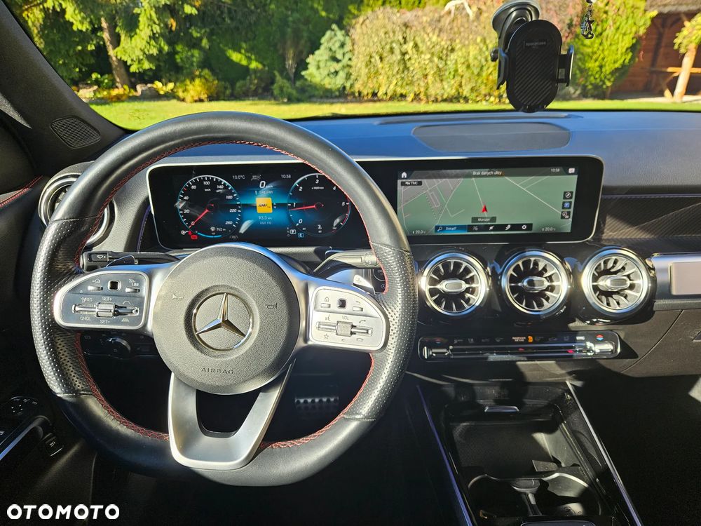 Mercedes-Benz GLB 200 d 4-Matic AMG Line 8G-DCT - 12