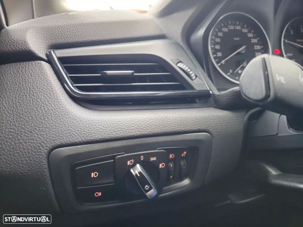 BMW 216 Active Tourer d Sport Line - 13