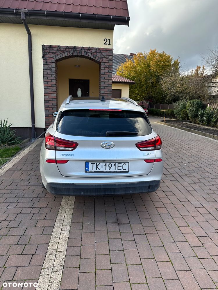 Hyundai i30 1.4 T-GDI DCT Premium - 4