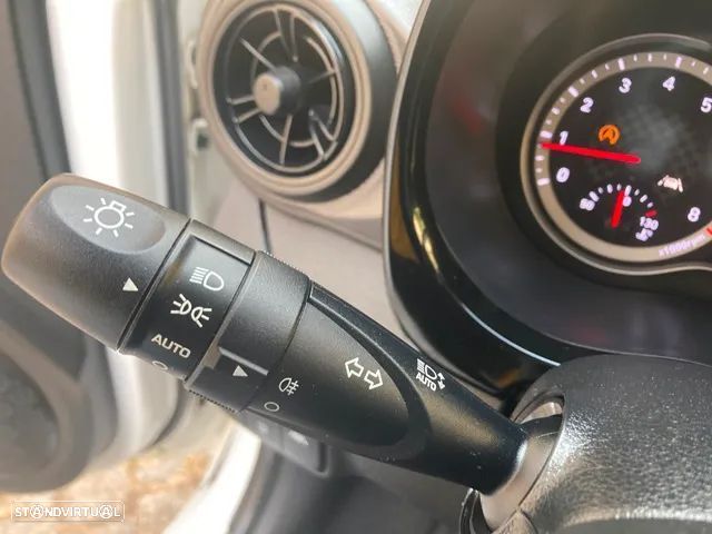 Hyundai i10 1.0 EDITION 30 - 13