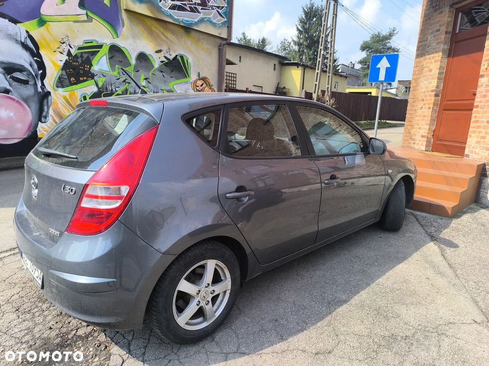 Hyundai i30 1.6 CRDi Base - 6