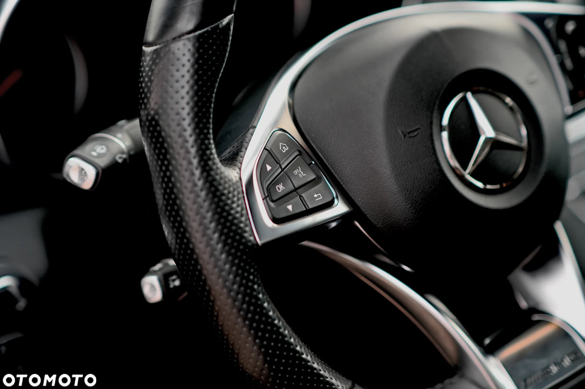 Mercedes-Benz Klasa C AMG 63 - 33