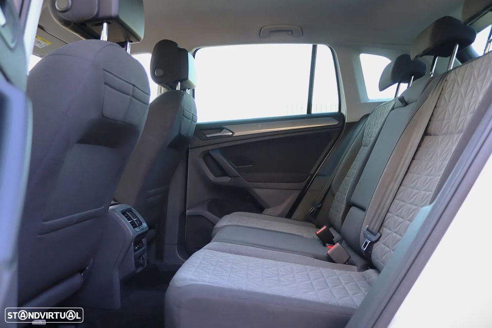VW Tiguan 1.5 TSI Confortline - 30