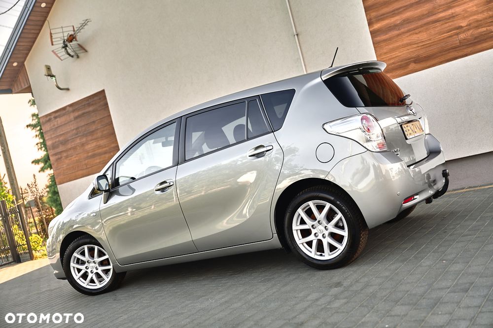 Toyota Verso 1.8 5-Sitzer Executive - 17