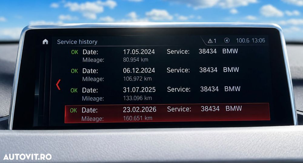 BMW X1 xDrive20i AT - 18