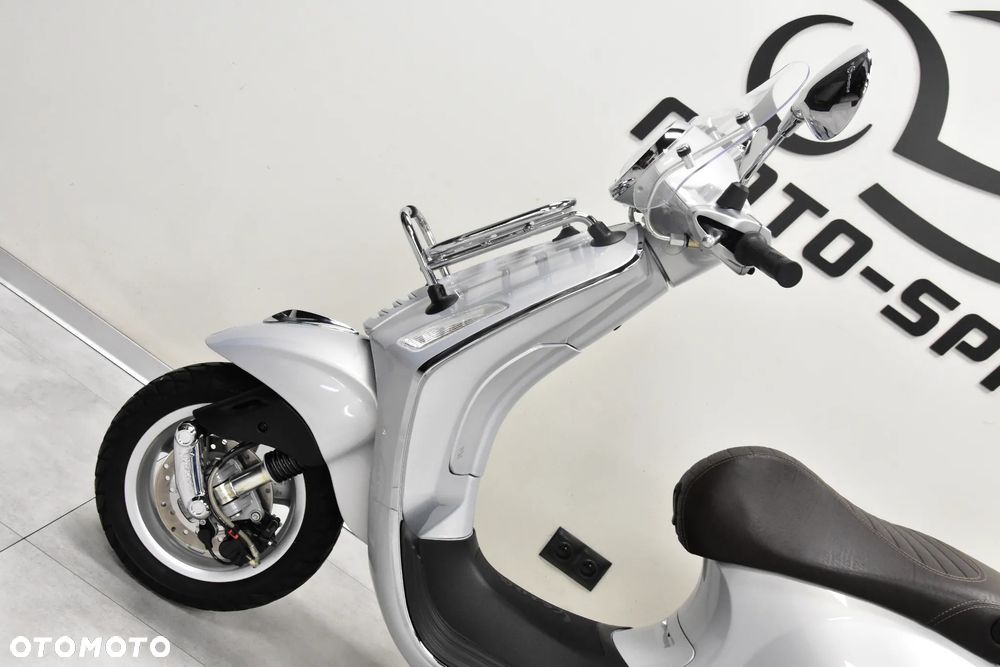 Vespa Primavera - 25