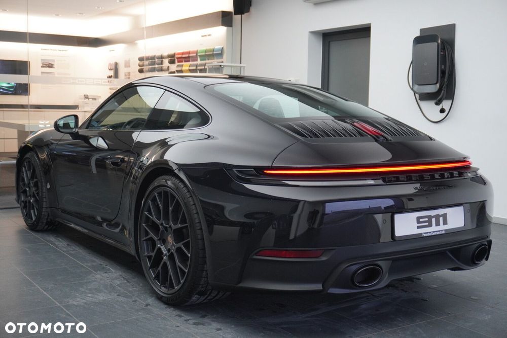 Porsche 911 Carrera S - 13