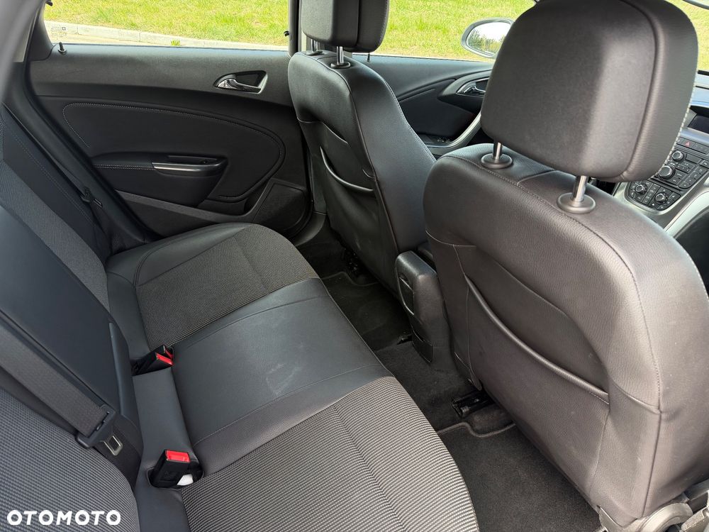 Opel Astra 1.4 T Enjoy - 13