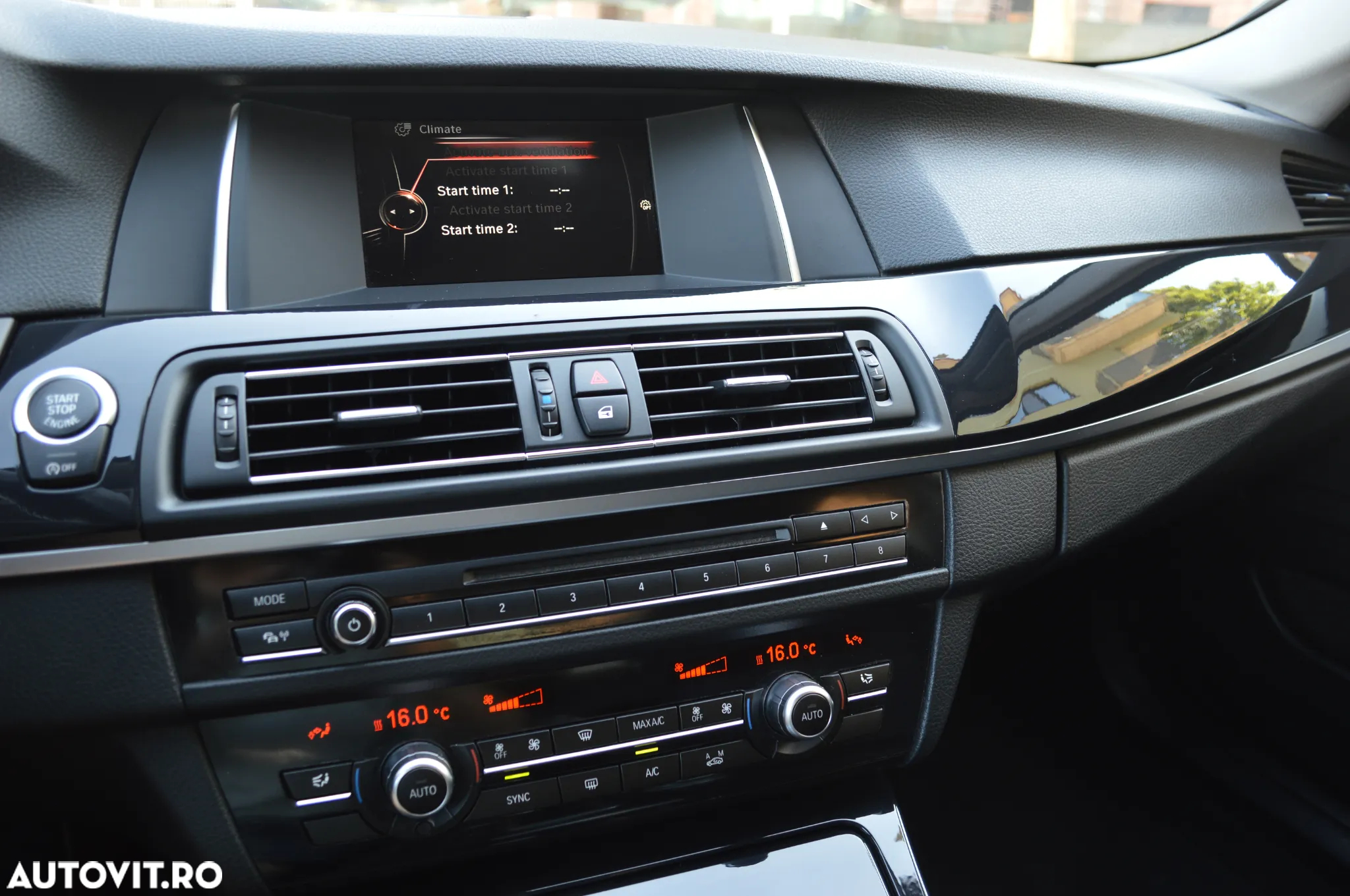 BMW Seria 5 520d Aut. Sport Line - 30