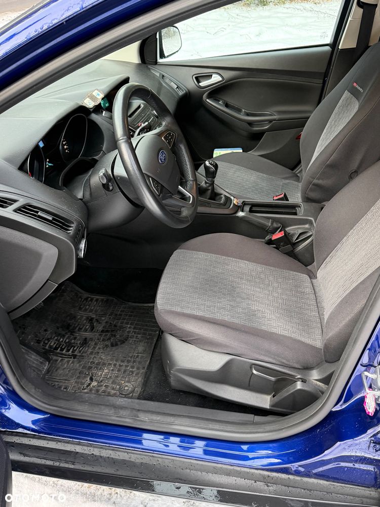 Ford Focus 1.6 Trend - 11