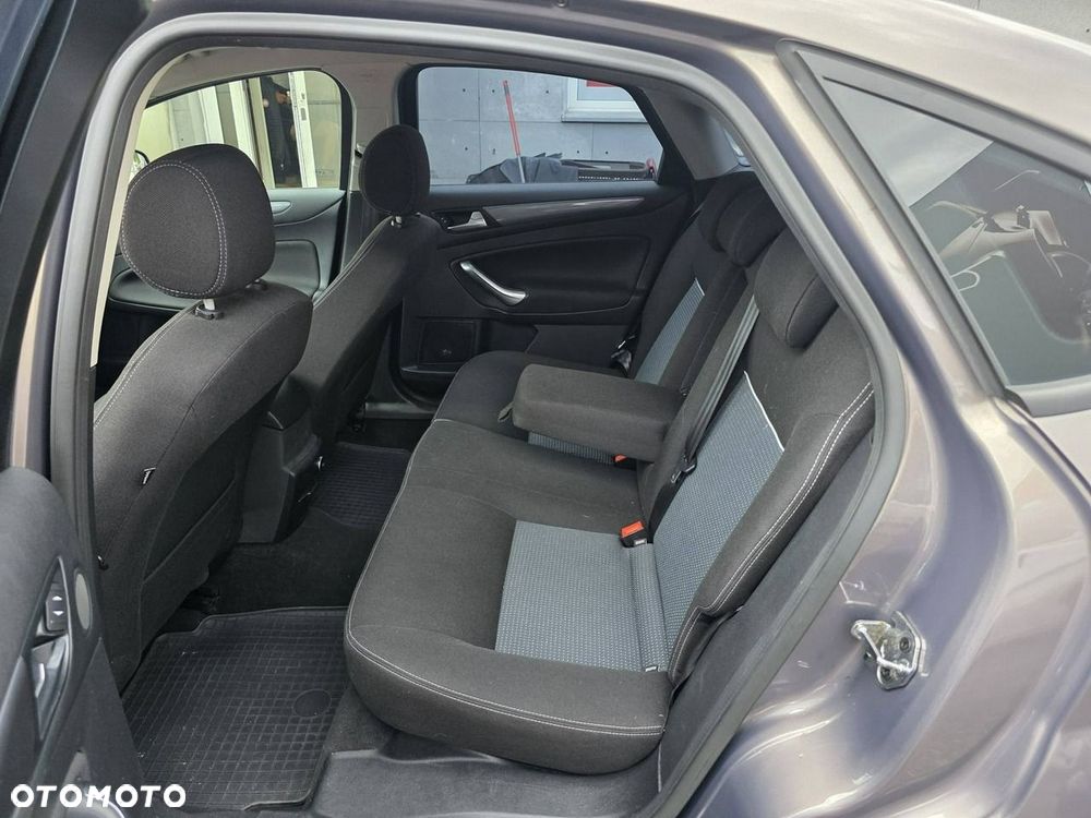 Ford Mondeo 2013